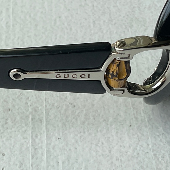 Authentic Gucci Sunglasses - Picture 5 of 11